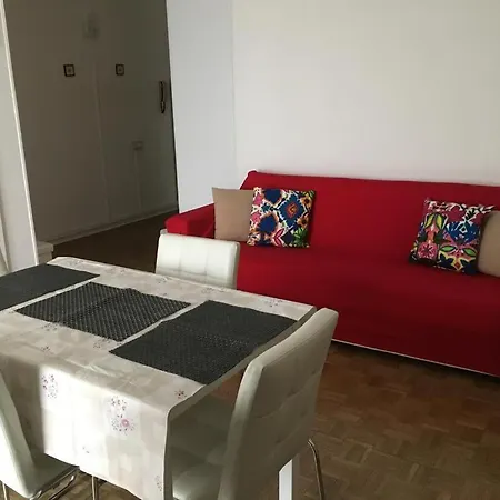 Appartamento Red 2 *