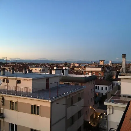 Red 2 * Venezia